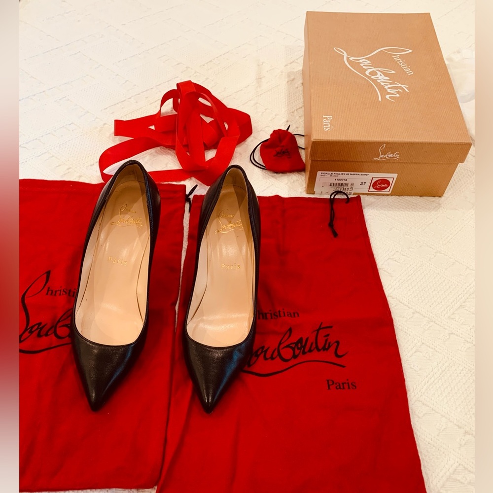 Christian Louboutin Pigalle Follies Size 37